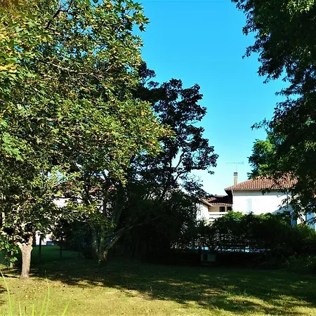 D'hotes Lortin Bed & Breakfast Pouillon