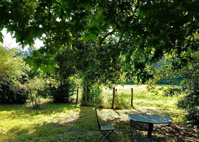 D'hotes Lortin 住宿加早餐酒店 3*